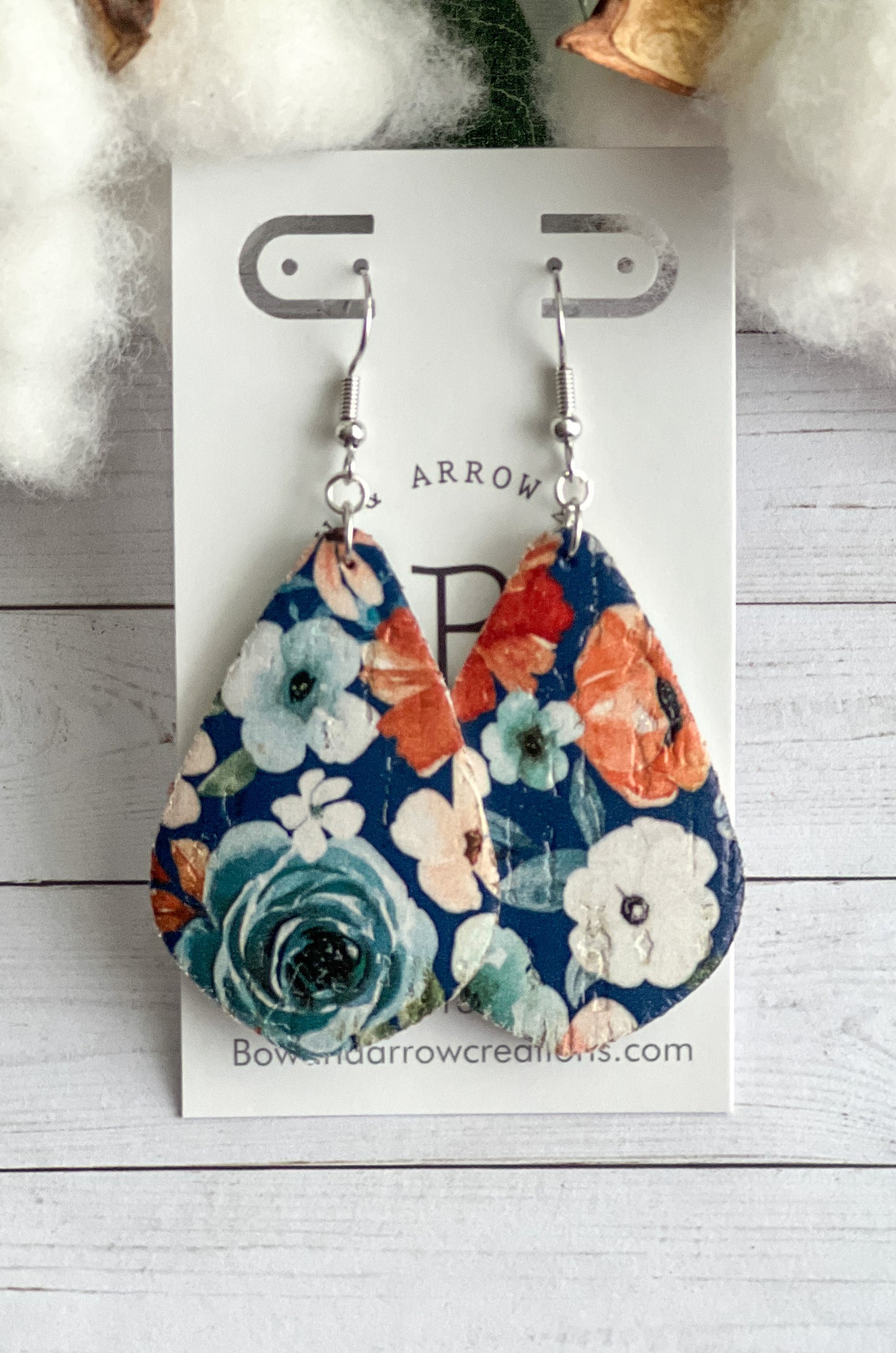 Double Sided Pointed Teardrops - Navy Floral