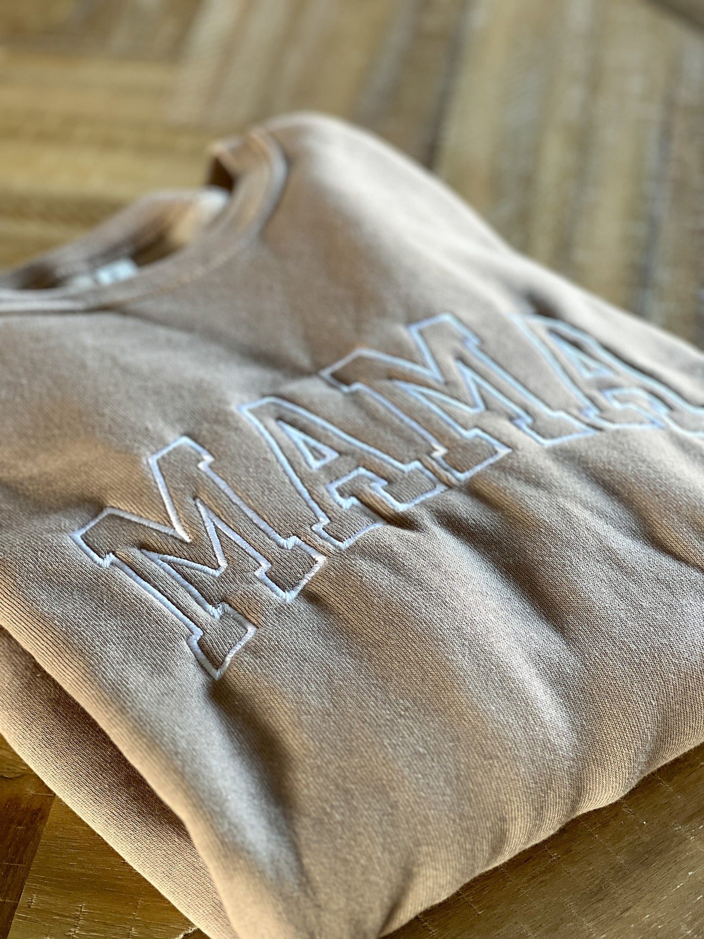 “Mama” Front Chest Crewneck - Tan/White